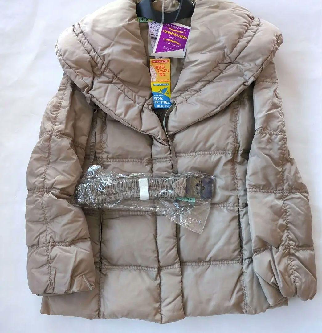 モンクレールダウンジャケット ベルト付き