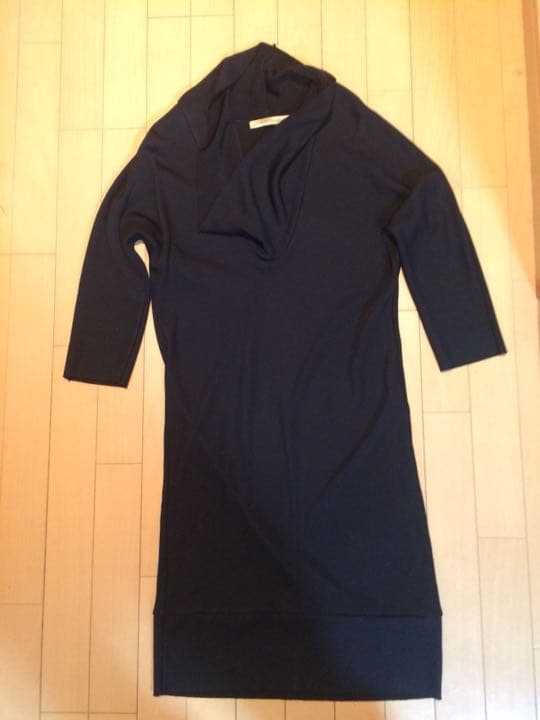 バレンシアガ  ワンピース