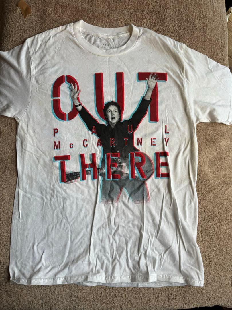 ポールマッカートニー全国ツアーティーシャツOUT THERE ２０１３