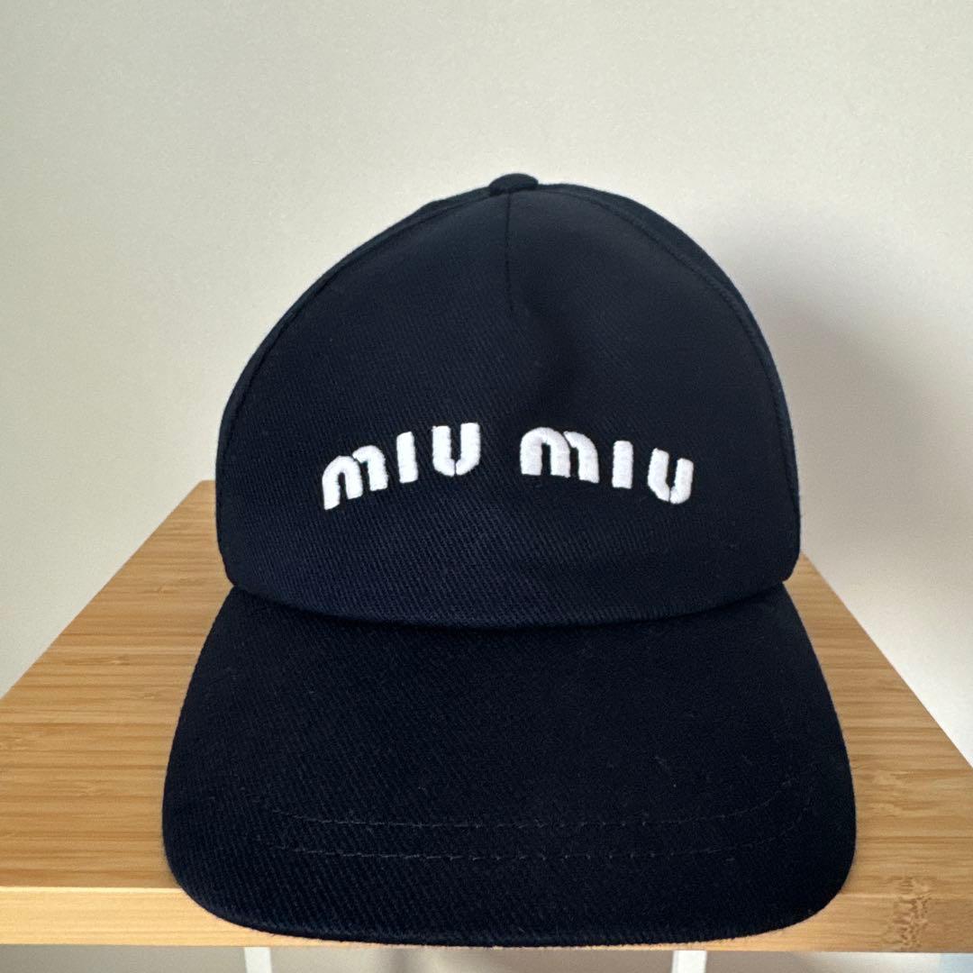 miu miu ネイビー キャップ L