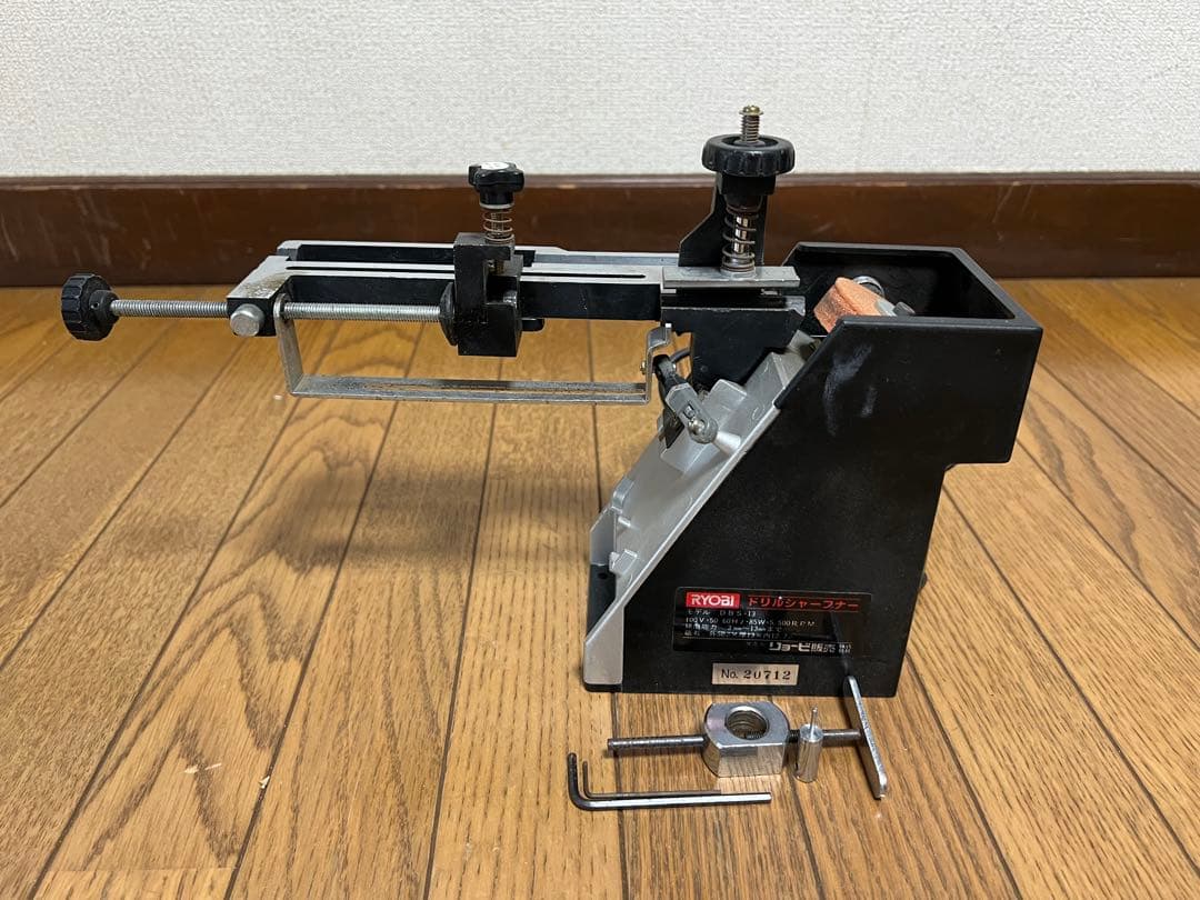 h*e様 ☆中古品☆RYOBI リョービ 100V ドリルシャープナ DBS-1