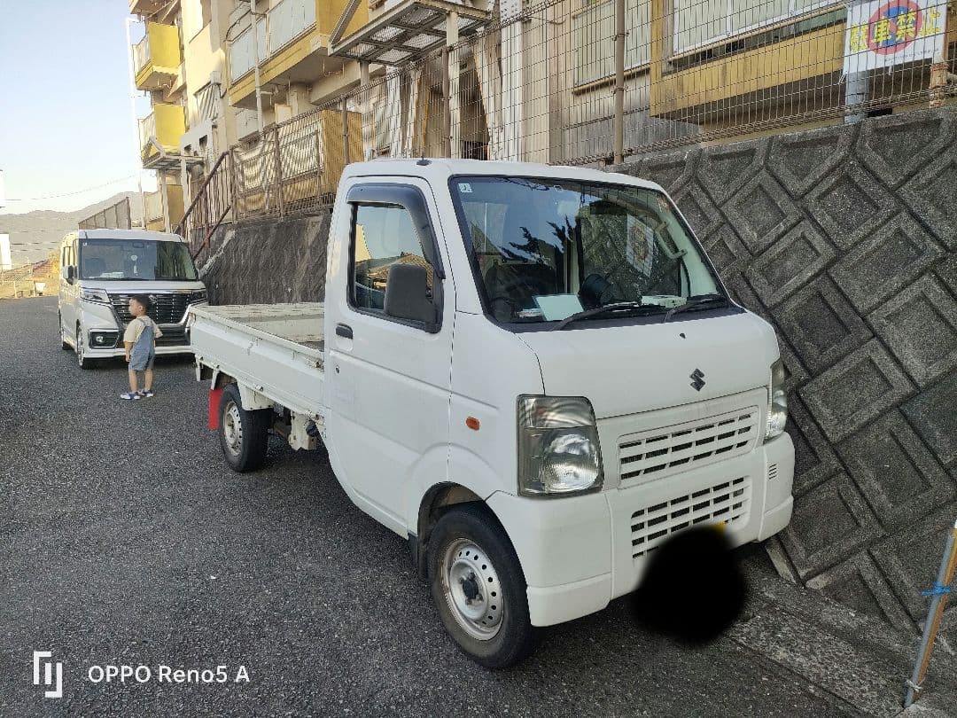 スズキ キャリイDA63T5速MT低走行 福岡県