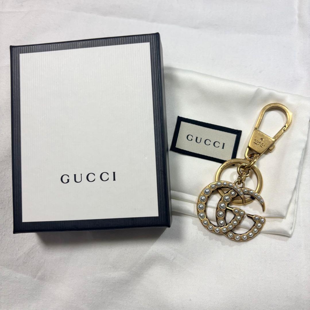【美品】GUCCI チャーム キーホルダー パール GG バッグ