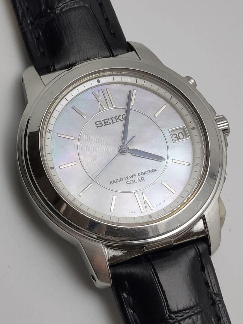 新品ベルト人気の青針白蝶貝文字盤！セイコースピリット電波ソーラー