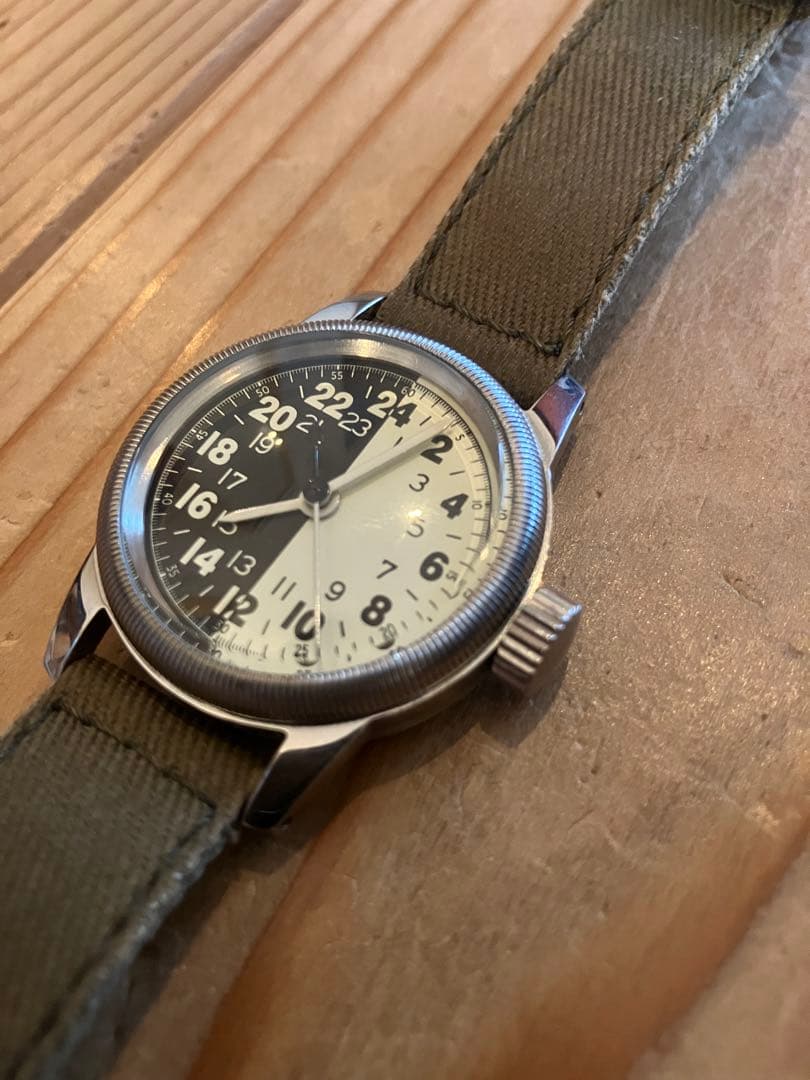 M.R.M.W  モントルロロイ 24H時計 ミリタリー  A-17a