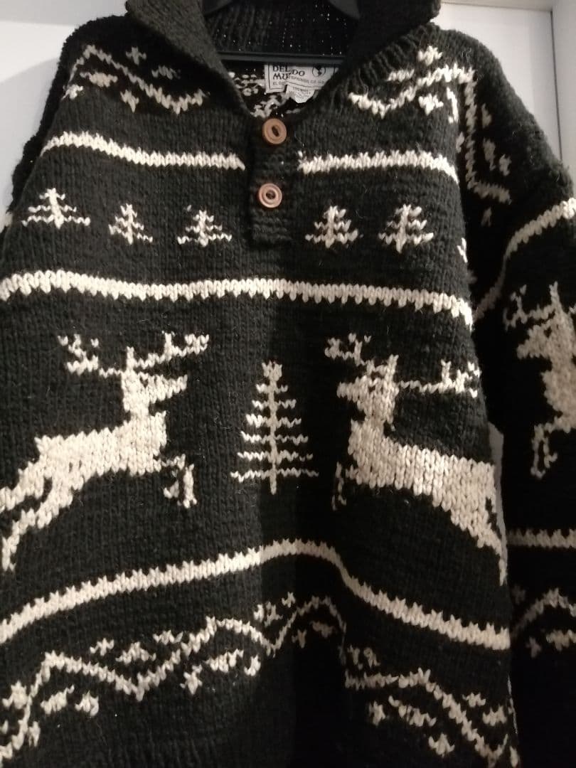 カウチンセーター男性