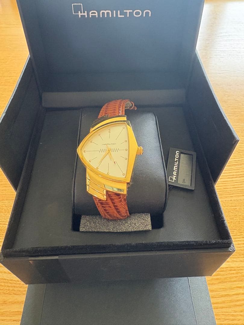 Hamilton ベンチュラ