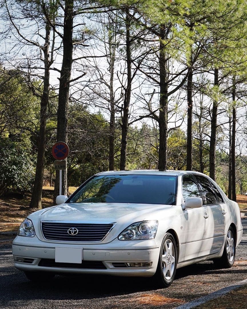 トヨタ セルシオ 30後期 UCF31