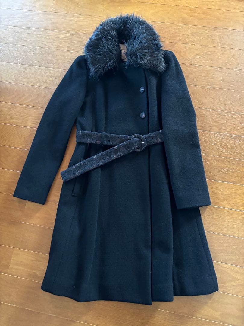 黒 ファー付きロングコート